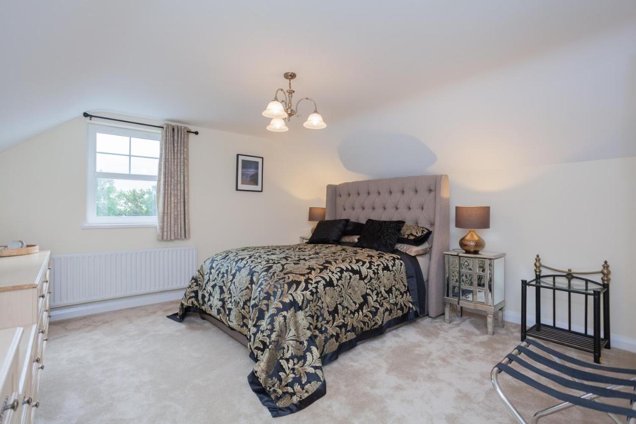 Longview House Bed & Breakfast Ballymoney Exterior photo
